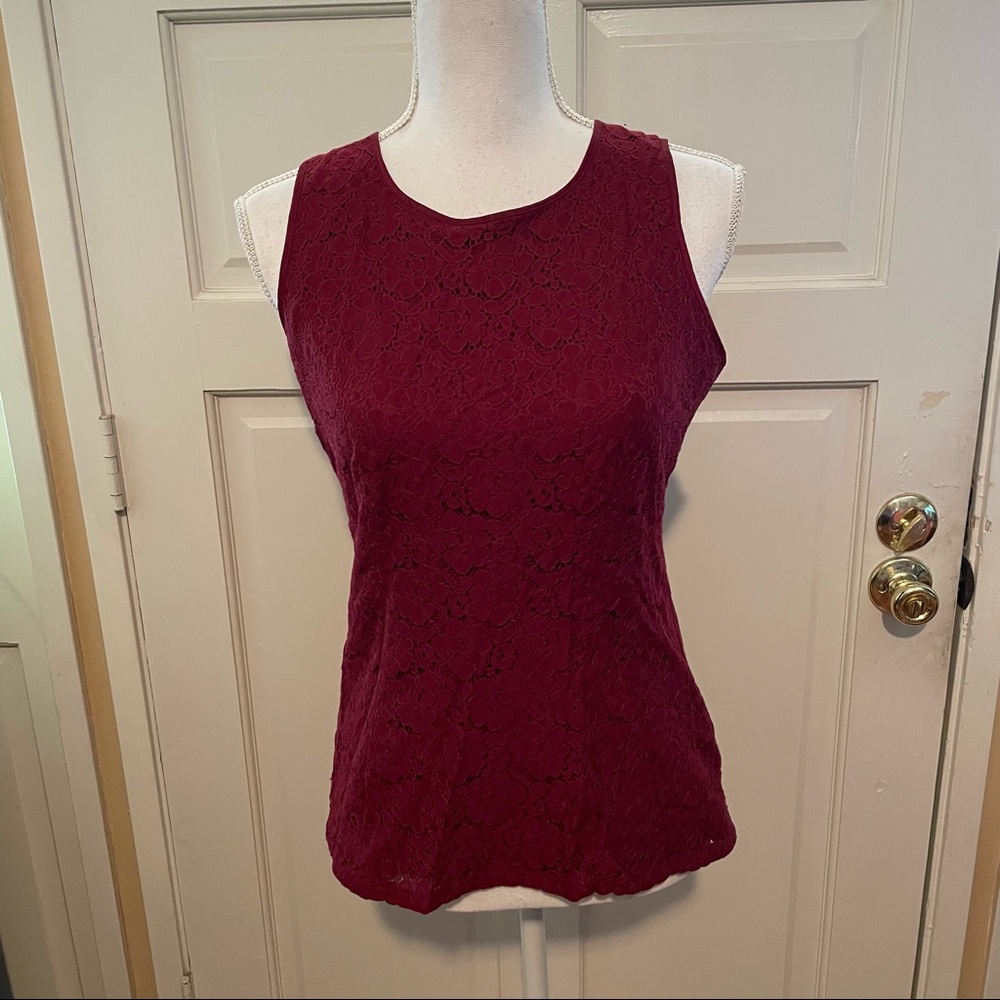 Banana Republic Sleeveless Burgundy Lace Top
